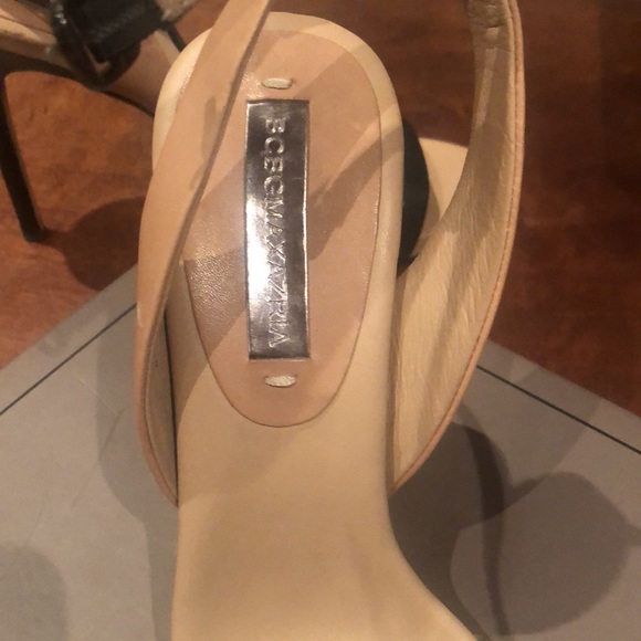 Bcbgmaxazria heels - Picture 2 of 7